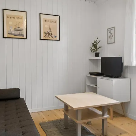 3 Bedroom Amazing In Vaeggerlose Bøtø By