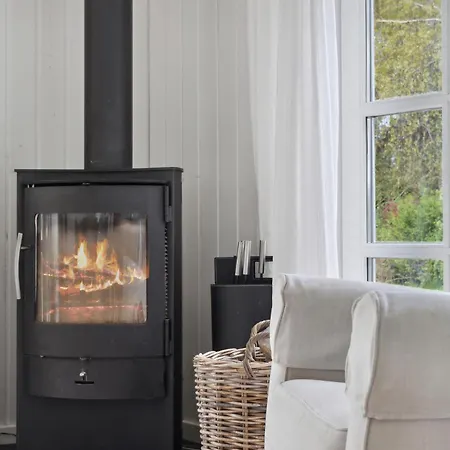3 Bedroom Amazing In Vaeggerlose * Bøtø By